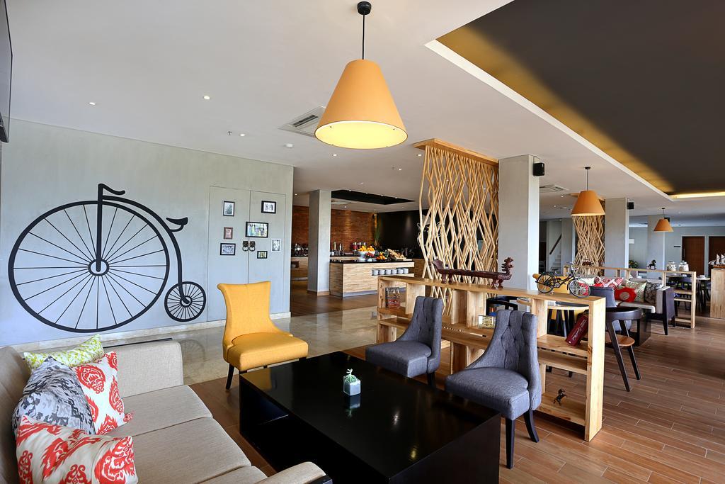 Azana Boutique Hotel Denpasar Exterior foto